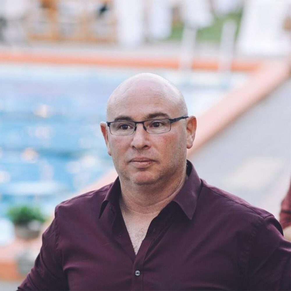 Untitled-1_0001_שרון גונן_0041_אדם בני Untitled-1_0001_שרון גונן_0041_אדם בני